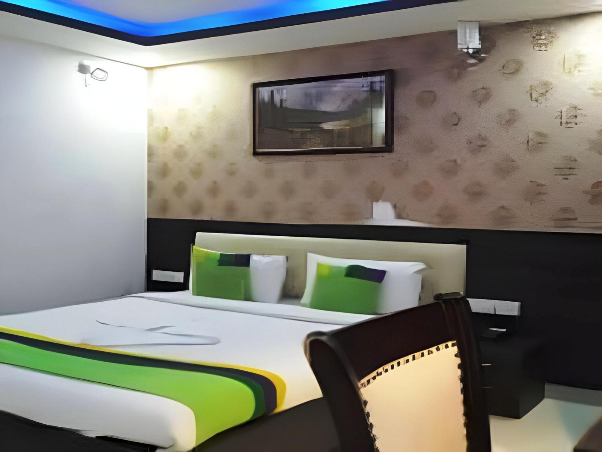 Palani Andavar Hotel