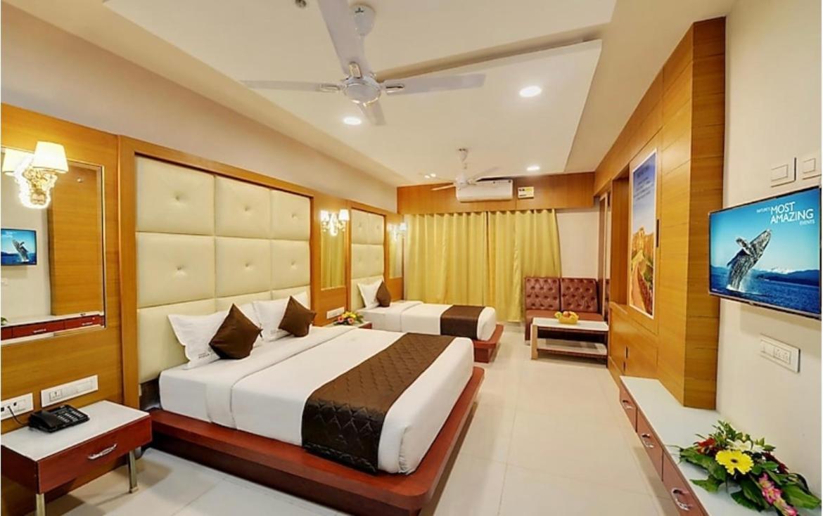 Raj Comfort Hotel