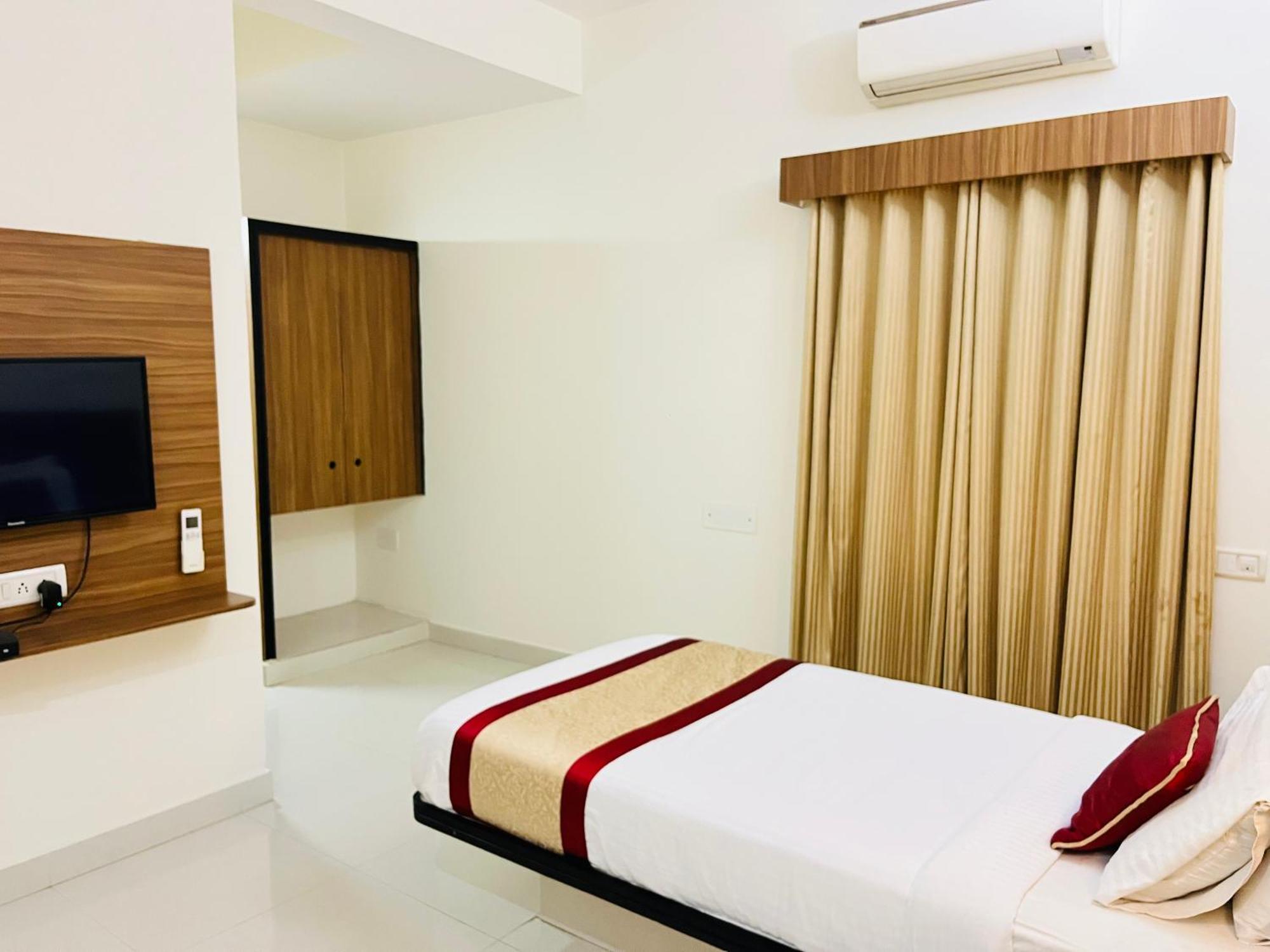 Hotel Grand Bee By Bestinn Leisure 4*