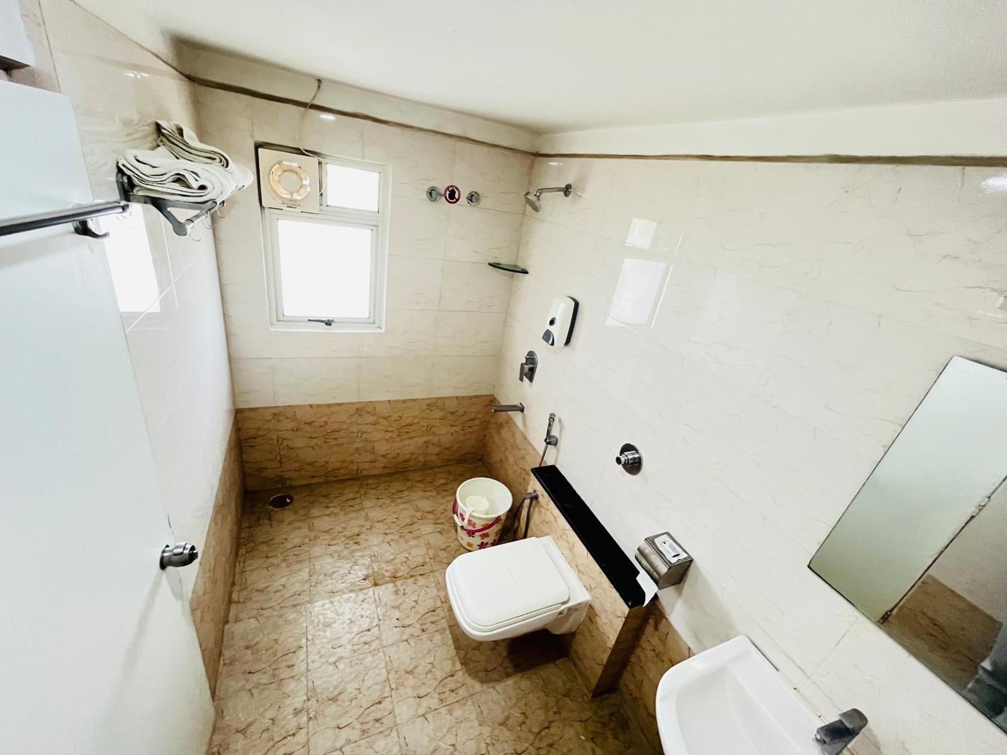Grand Bee By Bestinn Leisure Hotel
