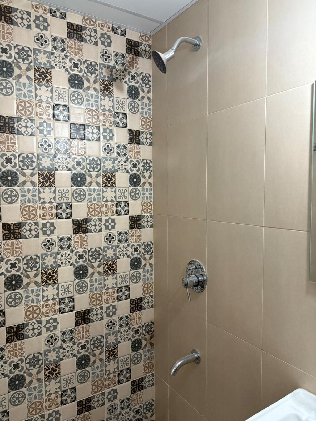 Full 1bhk Apt, Blr Airport, Cozy, Couples, Singles Apartment