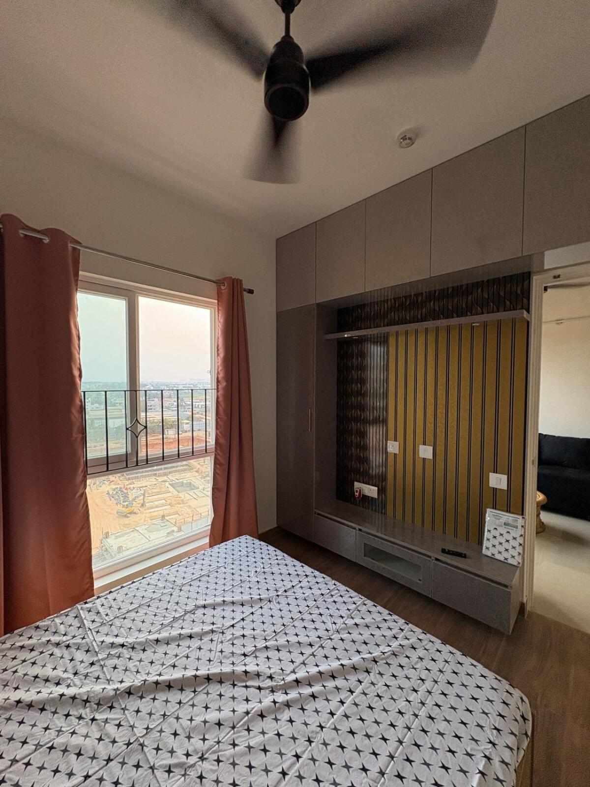 Full 1bhk Apt, Blr Airport, Cozy, Couples, Singles *