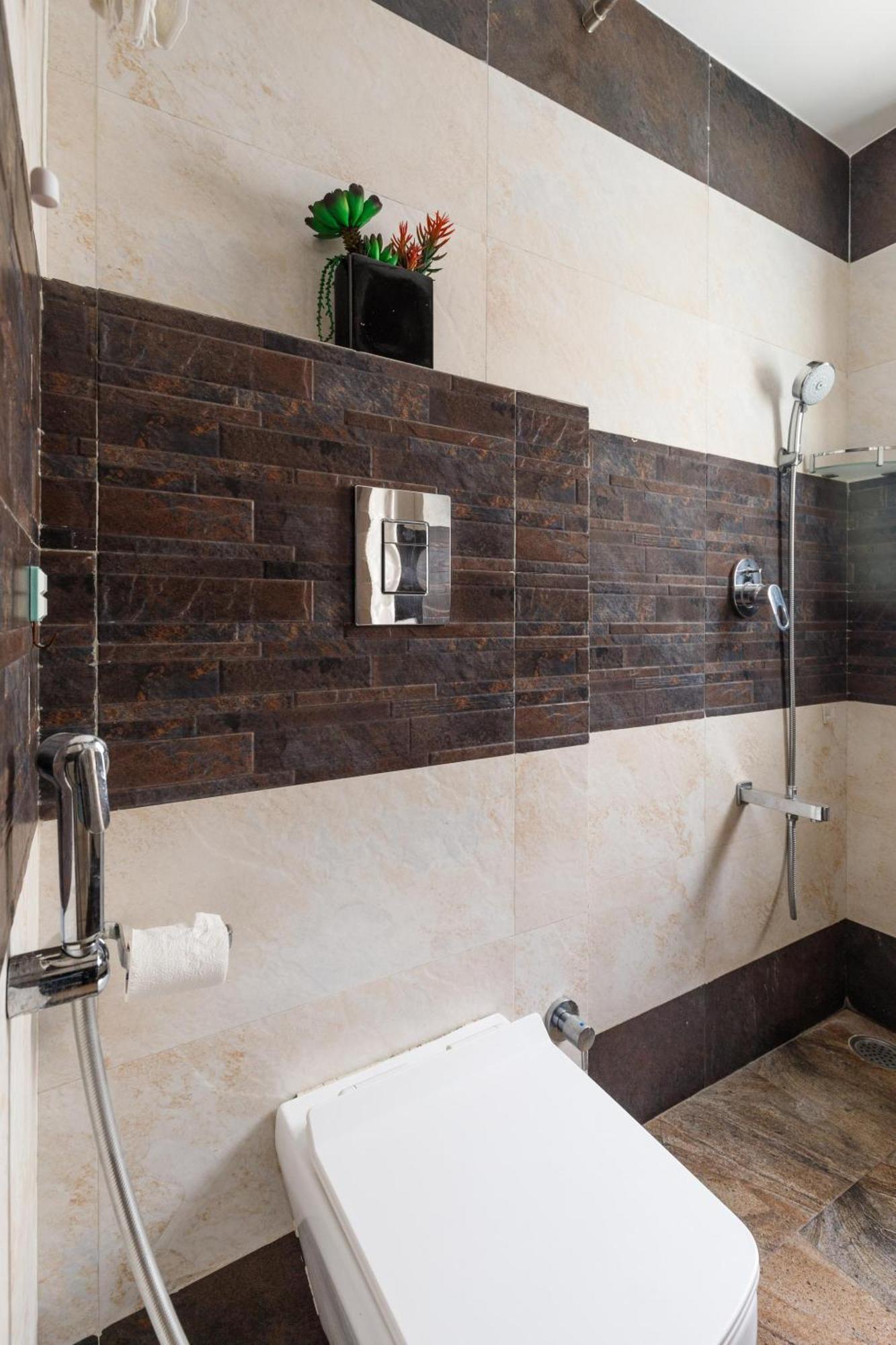 Apartment The Platinum Arc By Red Olive-3bhk-nr Nexus Mall Bangalore