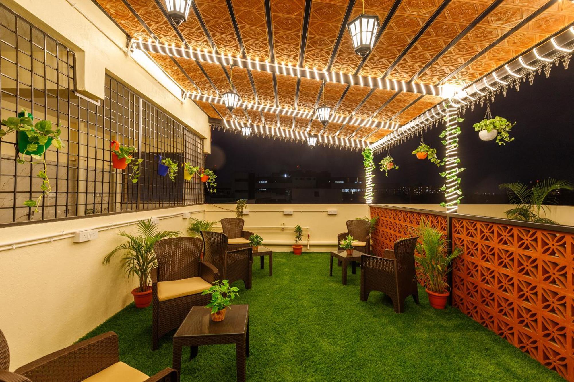 Obs 1bhk With Balcony Koramangala Apartment Bangalore