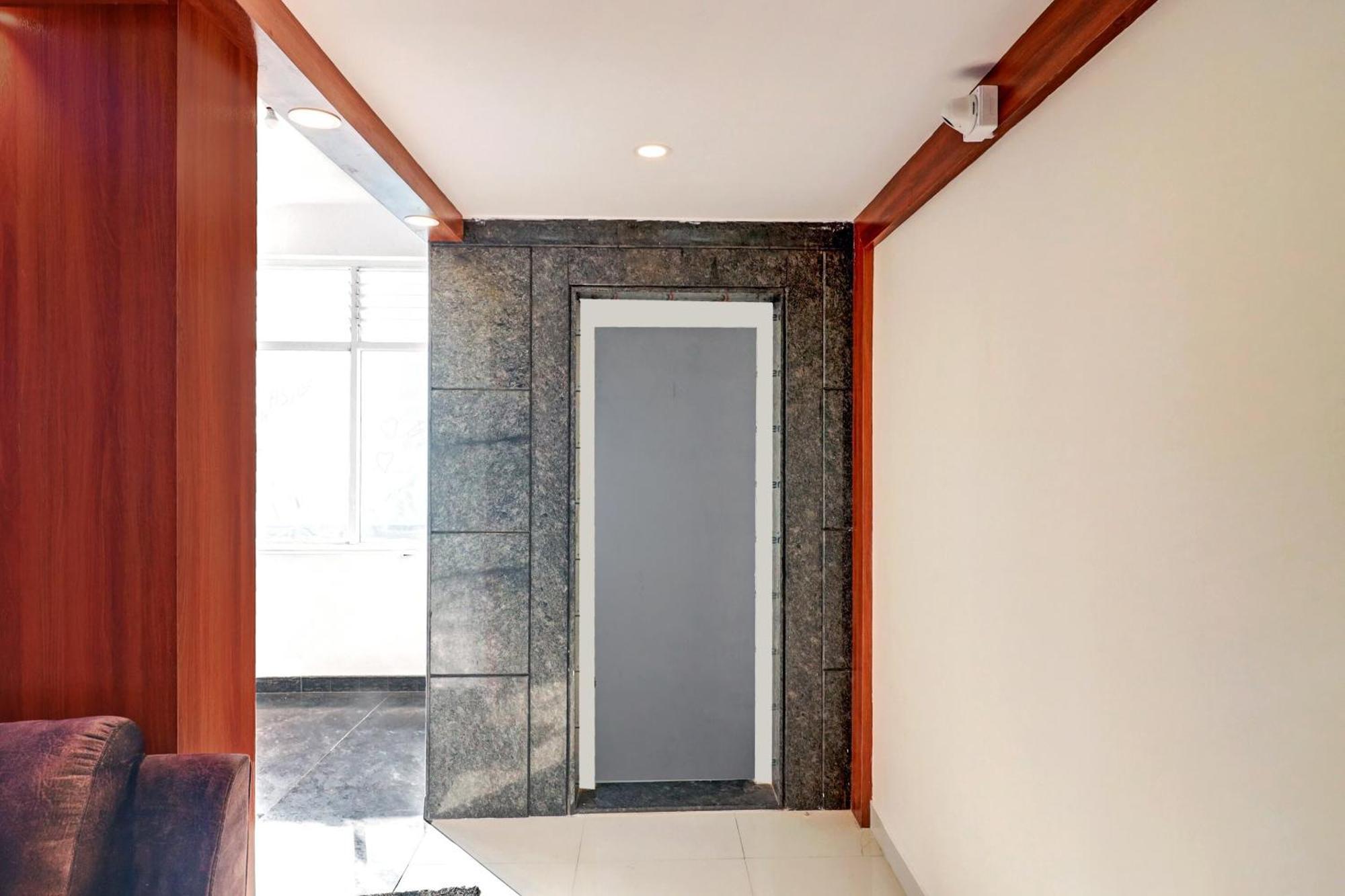 Super O Silver House Near Mantri Square Mall 3* Bangalore