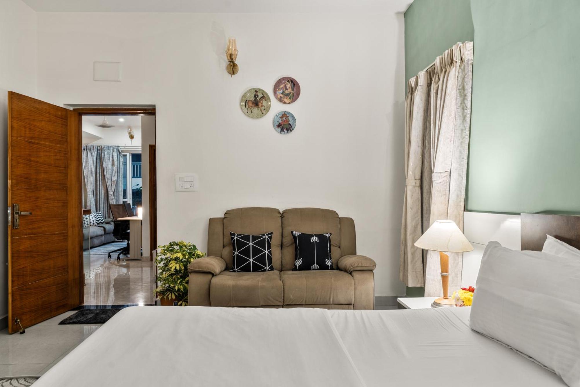 Gatsby Grandeur Luxury With Private Theater & Terrace By Spacez Villa *