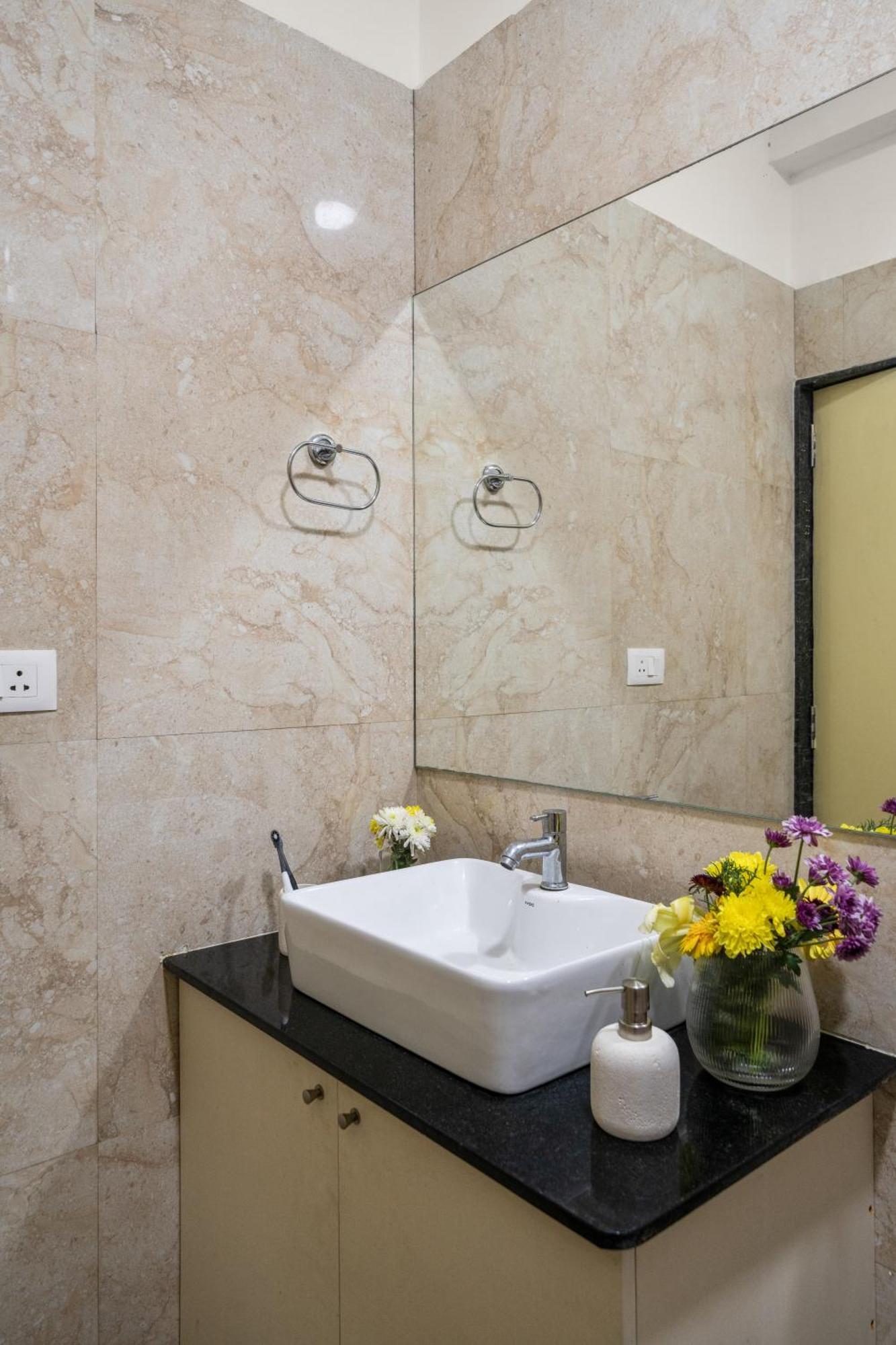 Gatsby Grandeur Luxury With Private Theater & Terrace By Spacez Villa *