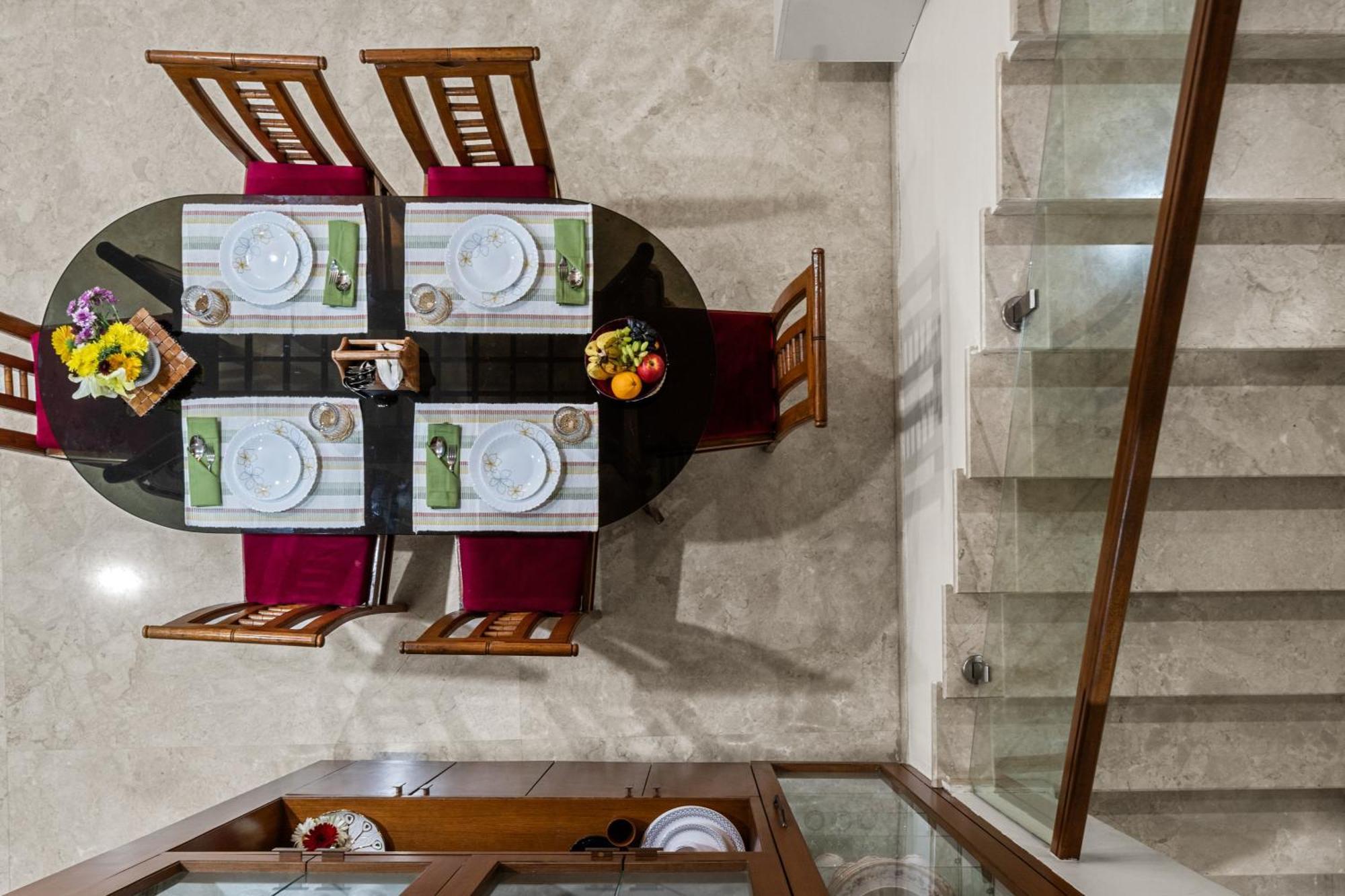 Gatsby Grandeur Luxury With Private Theater & Terrace By Spacez Bangalore