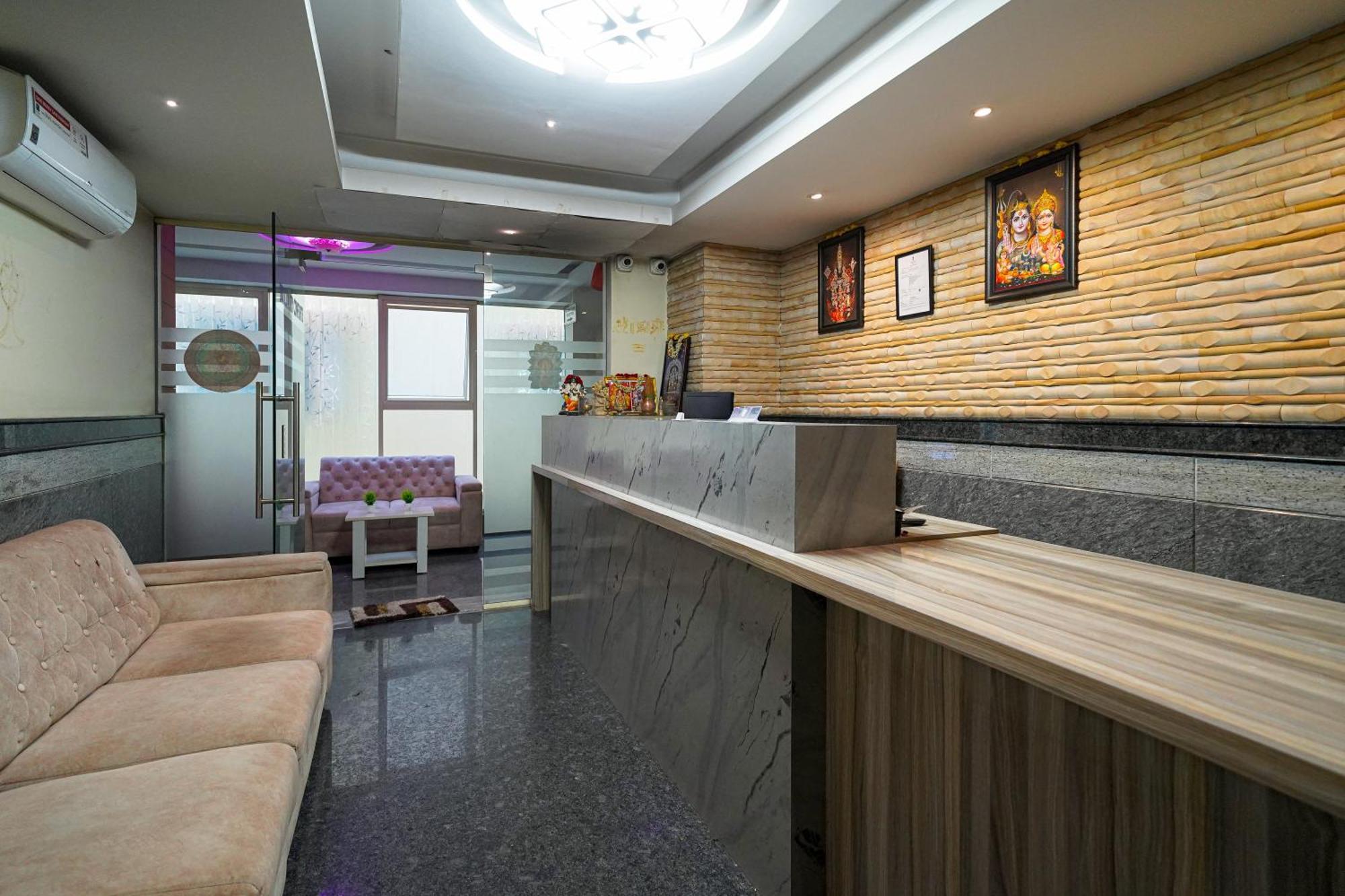 Open By Olive - Sai Luxury Comforts Hotel