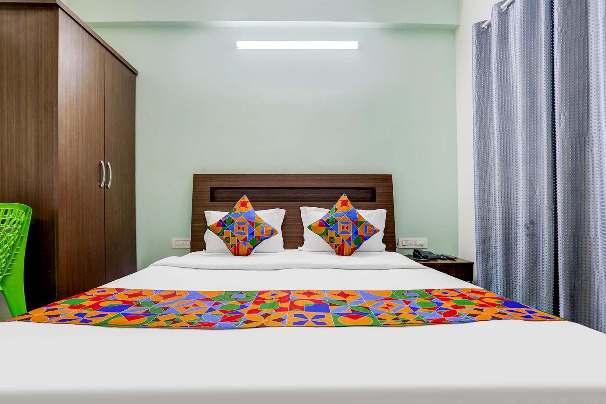 Fabhotel Royal Bangalore