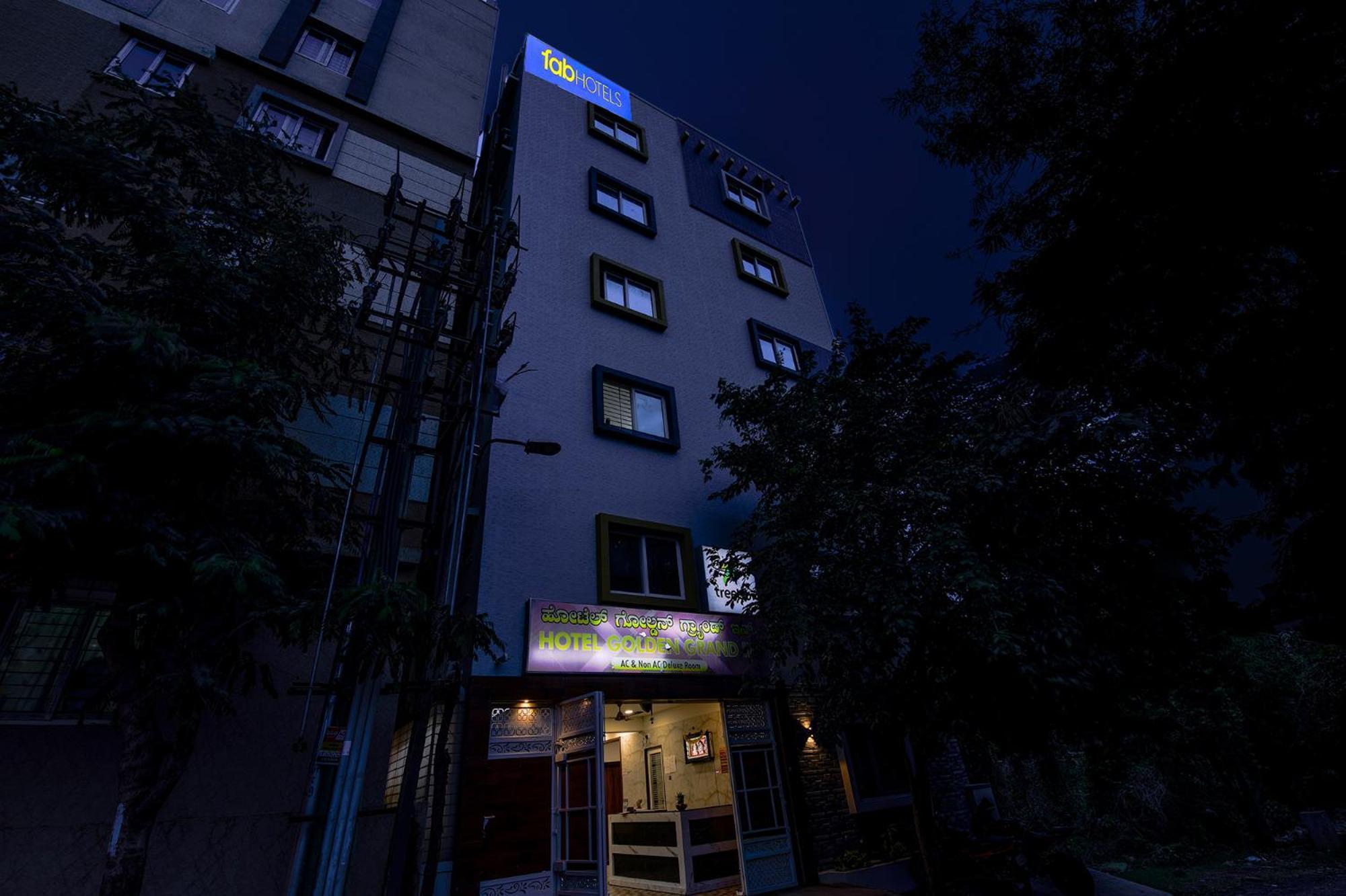 Fabhotel Golden Grand Hotel