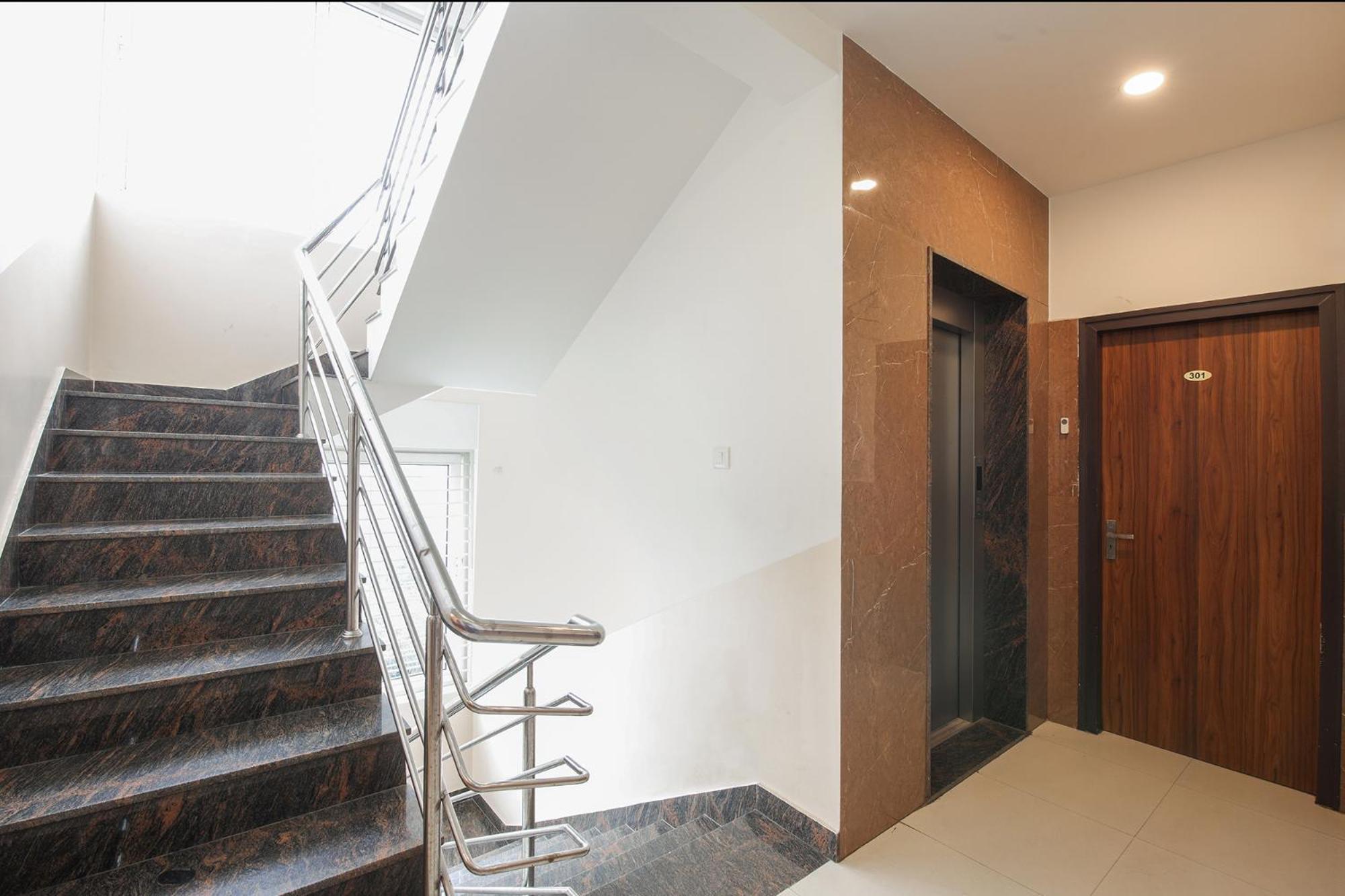 Hotel Fabhotel Golden Grand 3*