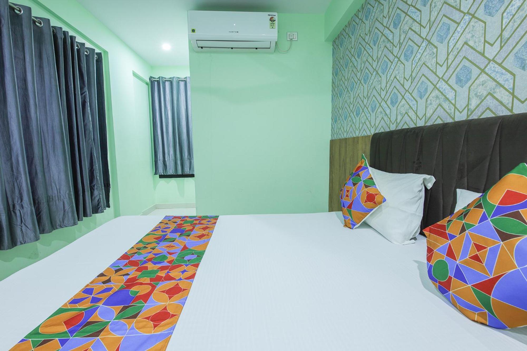 Hotel Fabexpress Golden Comforts
