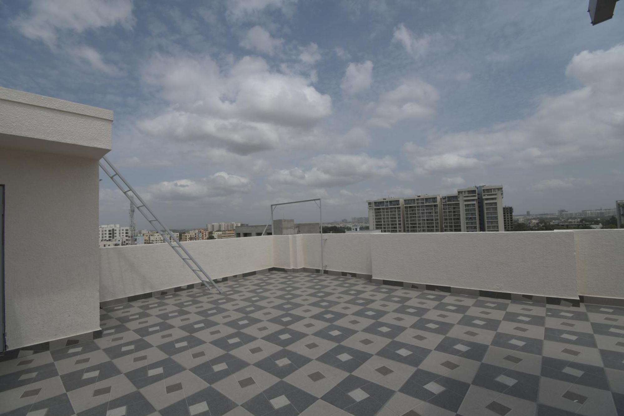 Homeslice Manor, Premium In Whitefield Homestay Bangalore