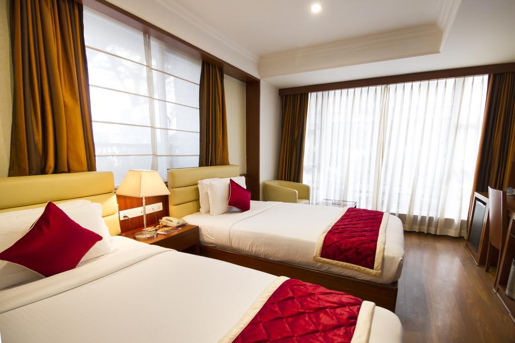 Hotel Oyo Premium Brigade Road