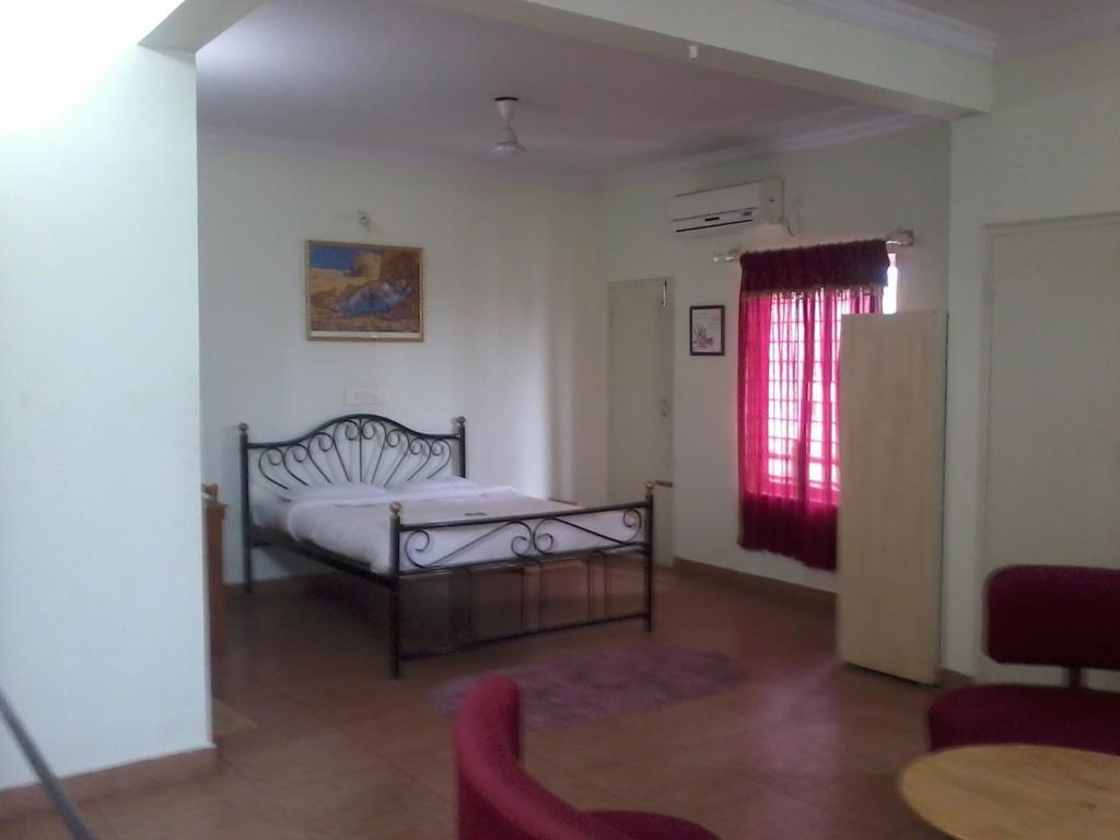 Hotel Merivianlets Service