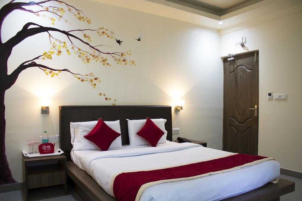 Hotel Oyo Indiranagar Old Airport Road 3*