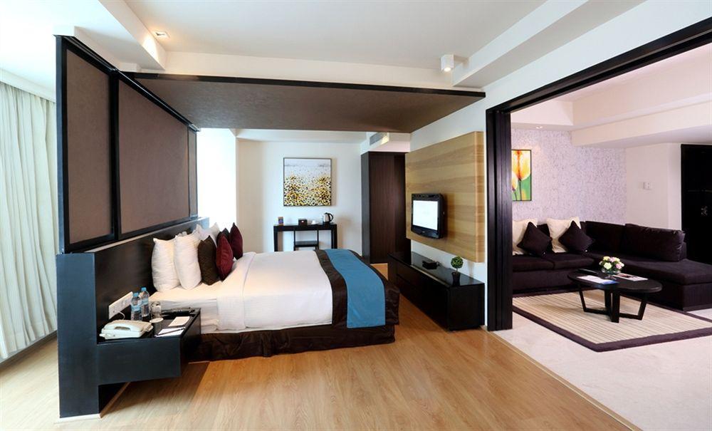 Davanam Sarovar Portico 4*