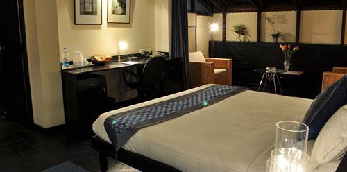 Hotel Sterling - Langford Town