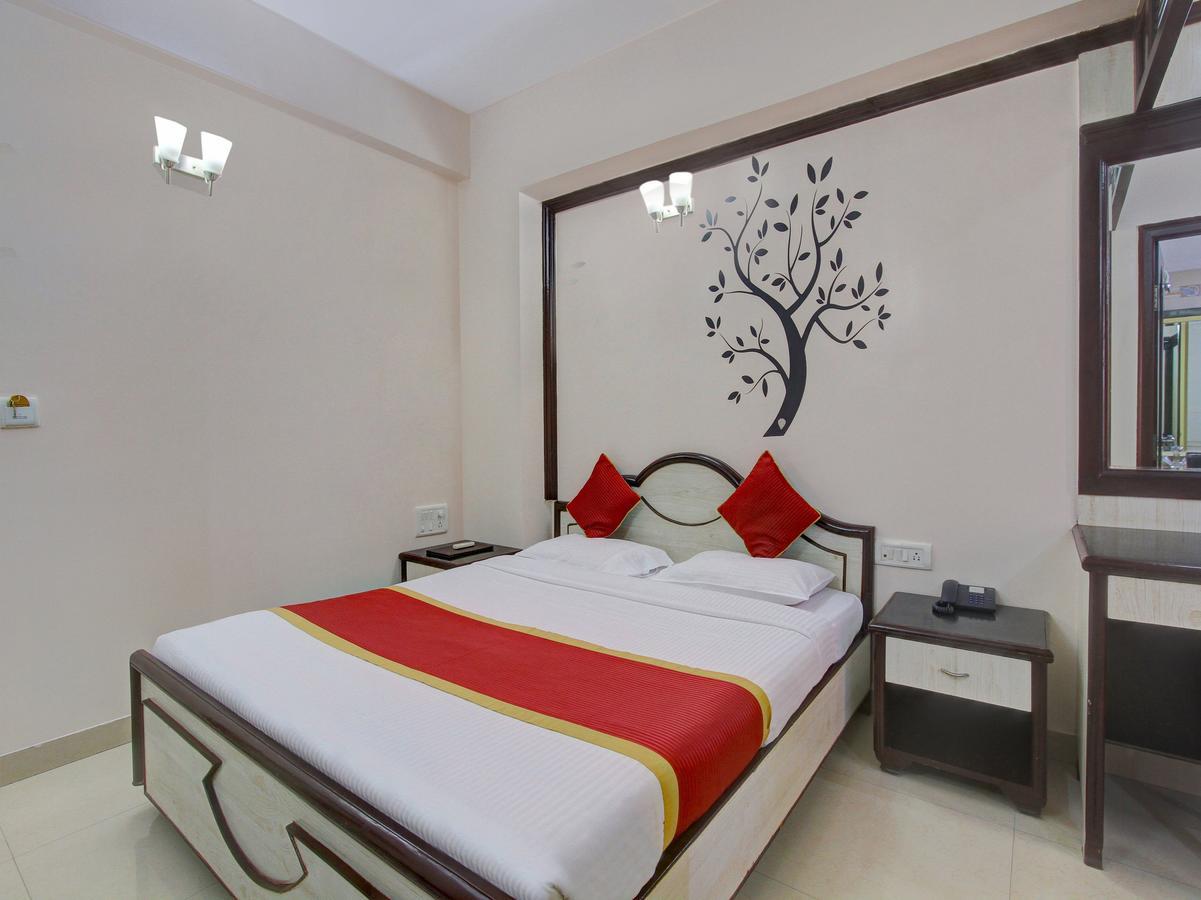 Oyo 11390 Vaibhav Residency Hotel Bangalore