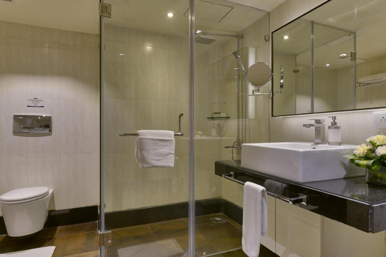 Davanam Sarovar Portico Hotel 4*