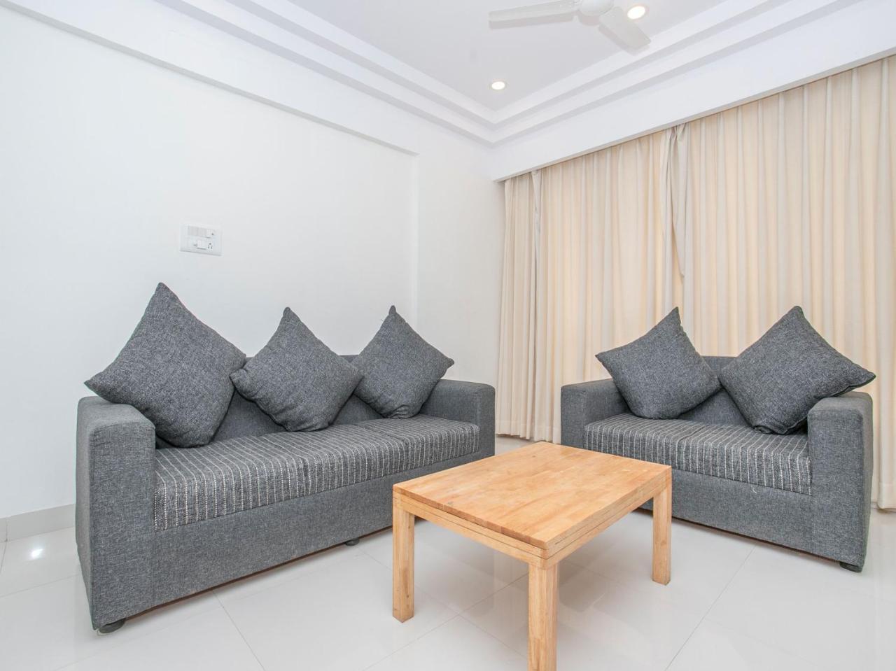 Oyo 1350 Hotel Sherwood Suites-2 3*