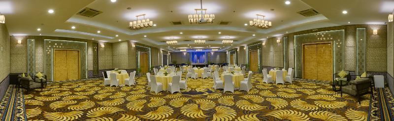 Davanam Sarovar Portico 4*
