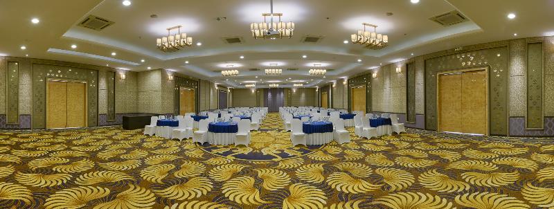 Davanam Sarovar Portico