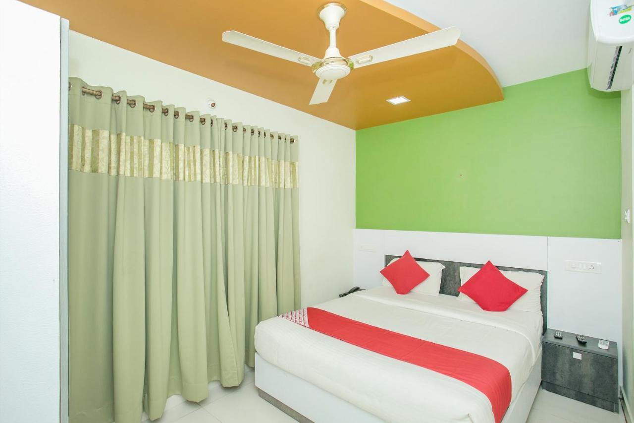 Hotel Oyo 9438 Near Forum Mall Bangalore