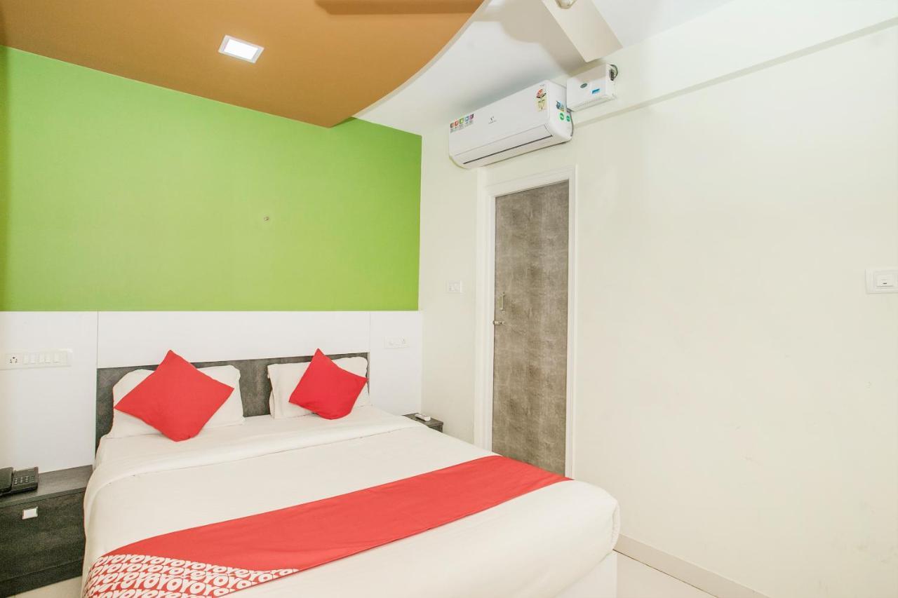 Oyo 9438 Near Forum Mall 3*