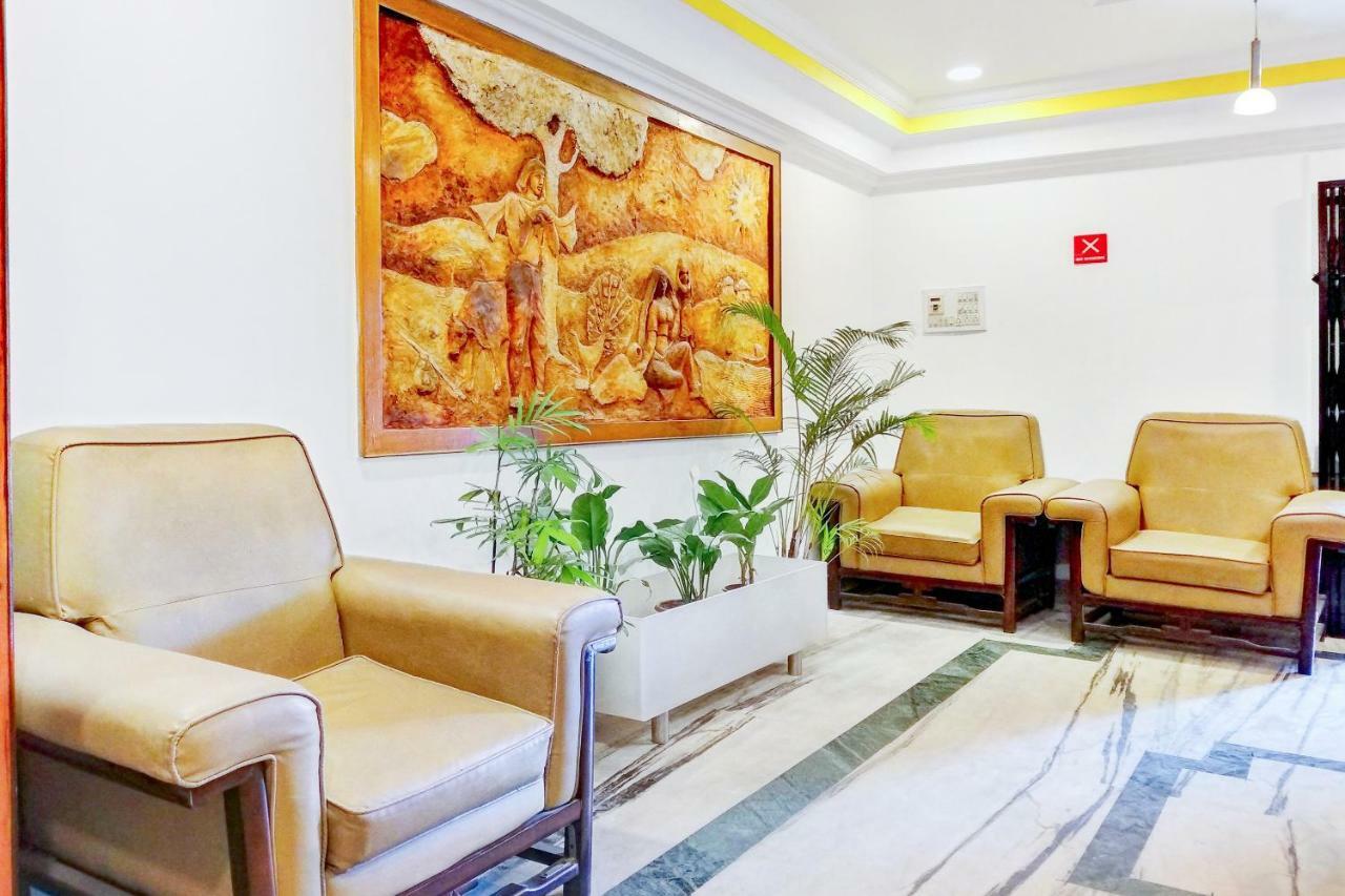 Lodge Oyo 10884 Pavana Residency *