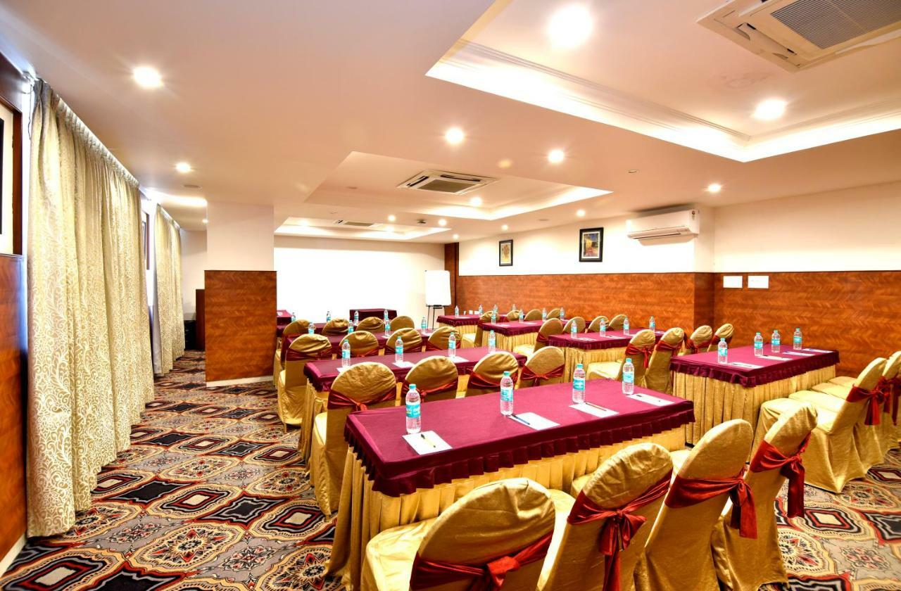 Hotel I V Sanctum 3*