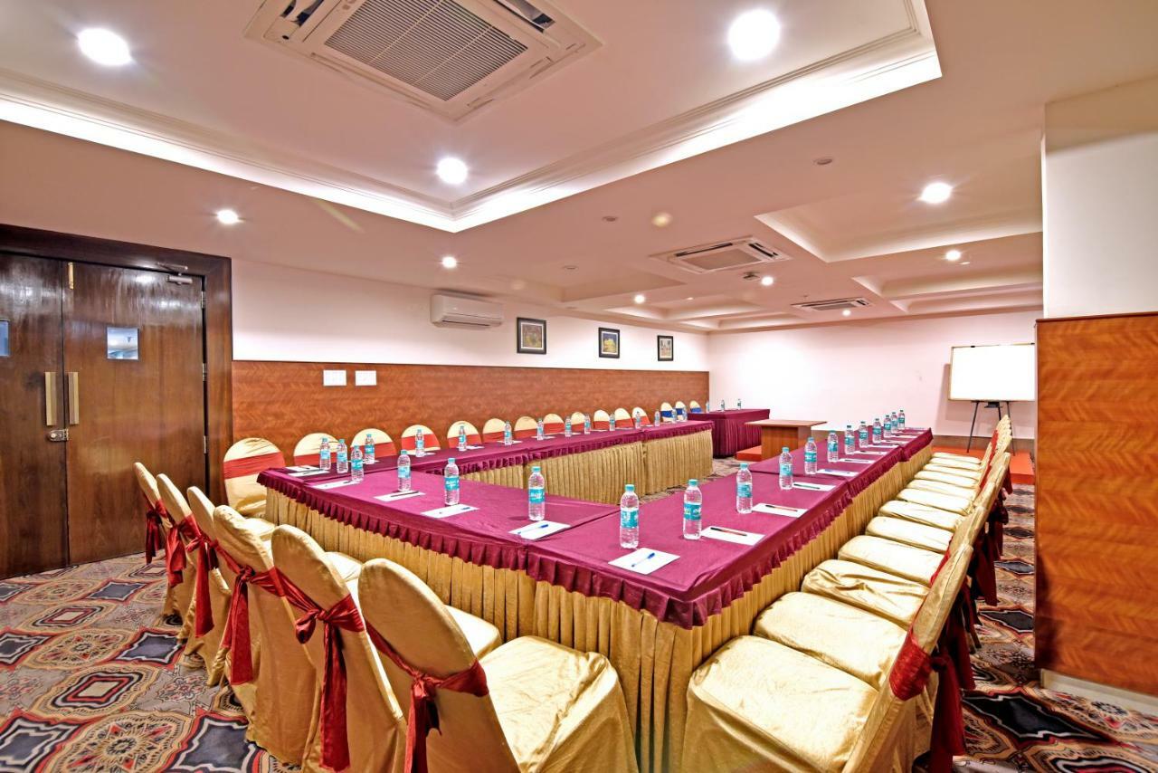 Hotel I V Sanctum 3*