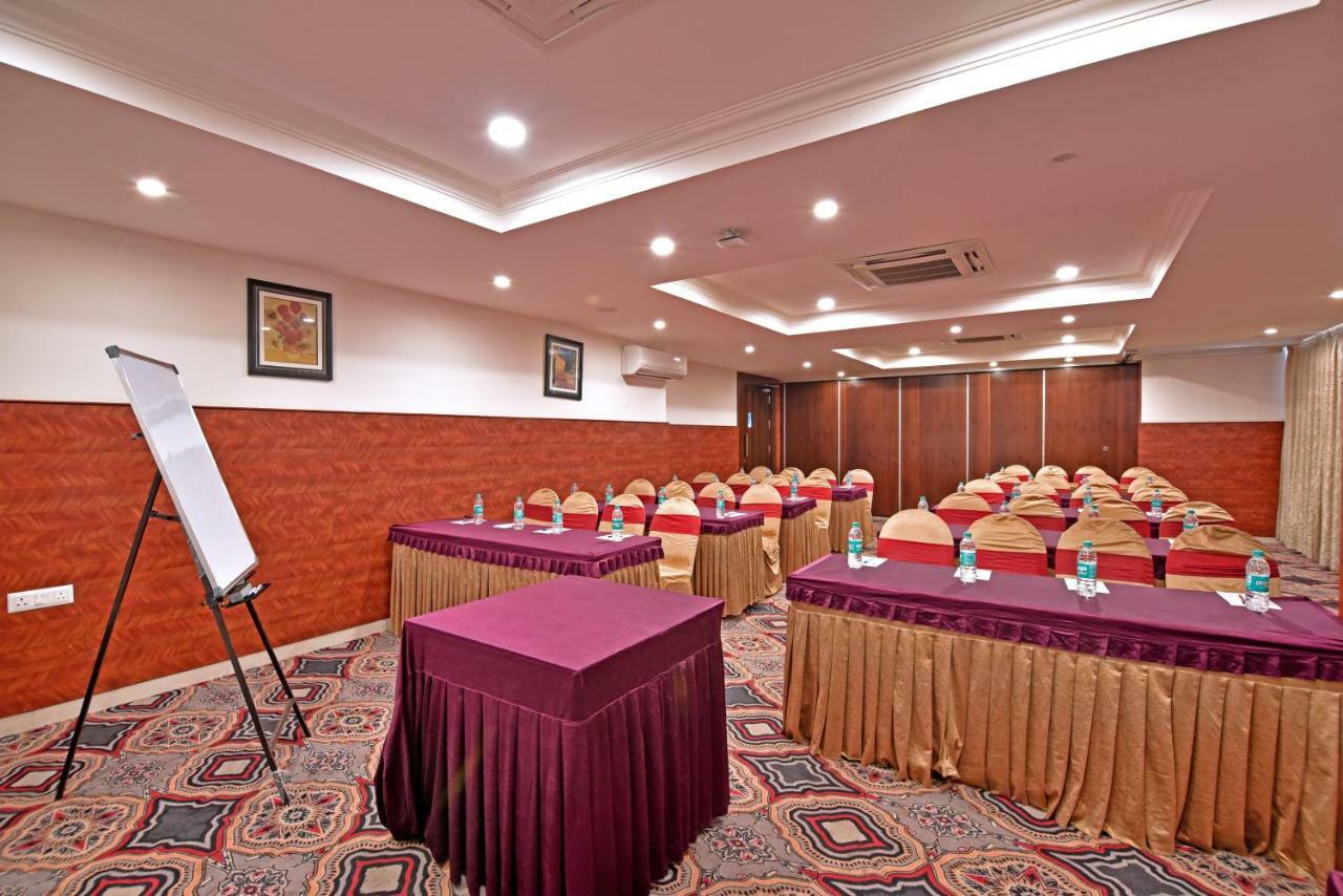 I V Sanctum Hotel 3*