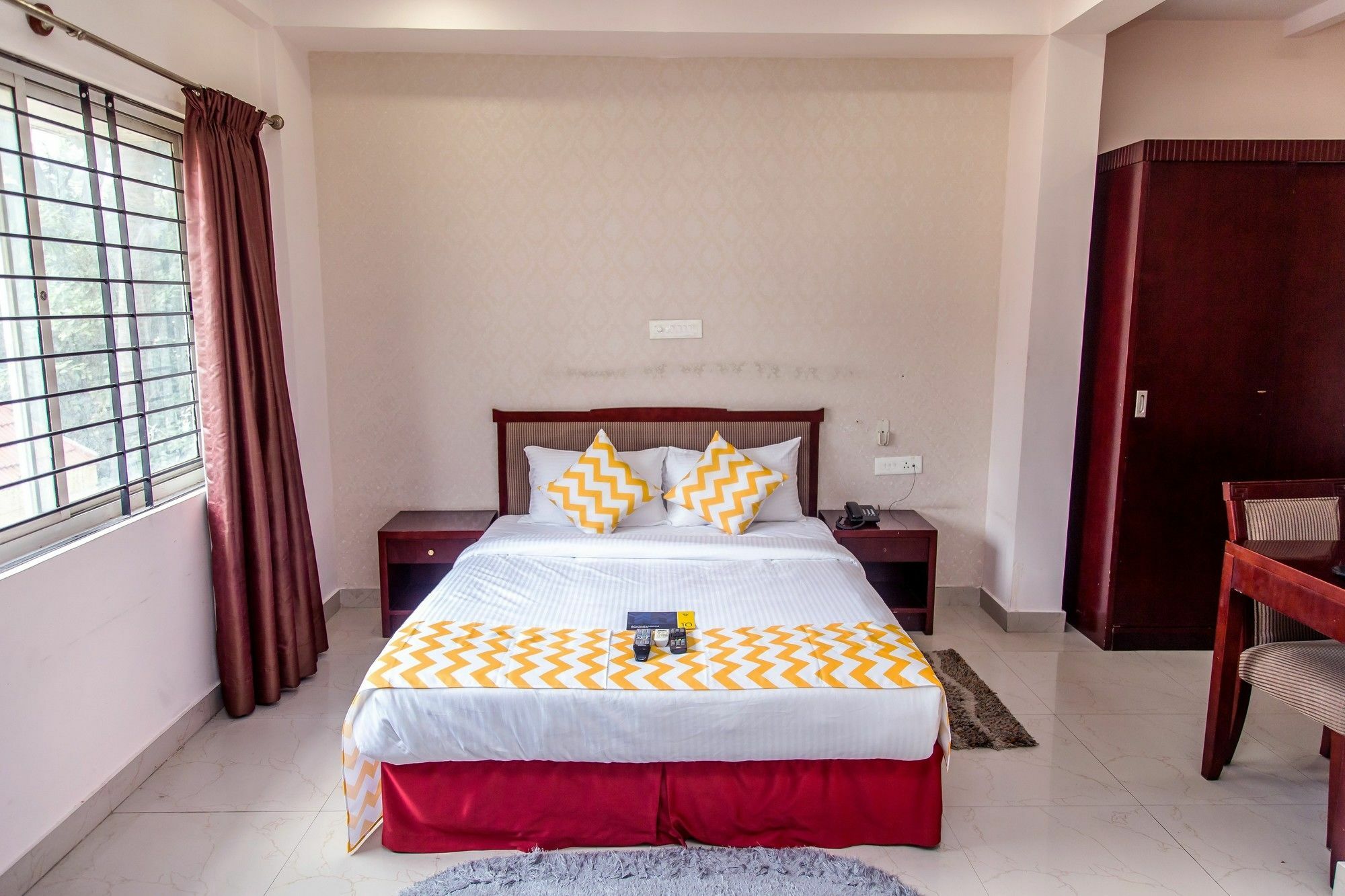 Fabexpress Oriental Suites III - Btm Mico Layout Bangalore