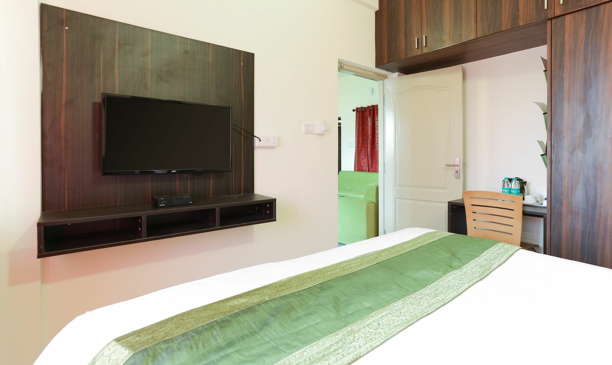 Hotel Oyo 14272 Manyata Palace 3*