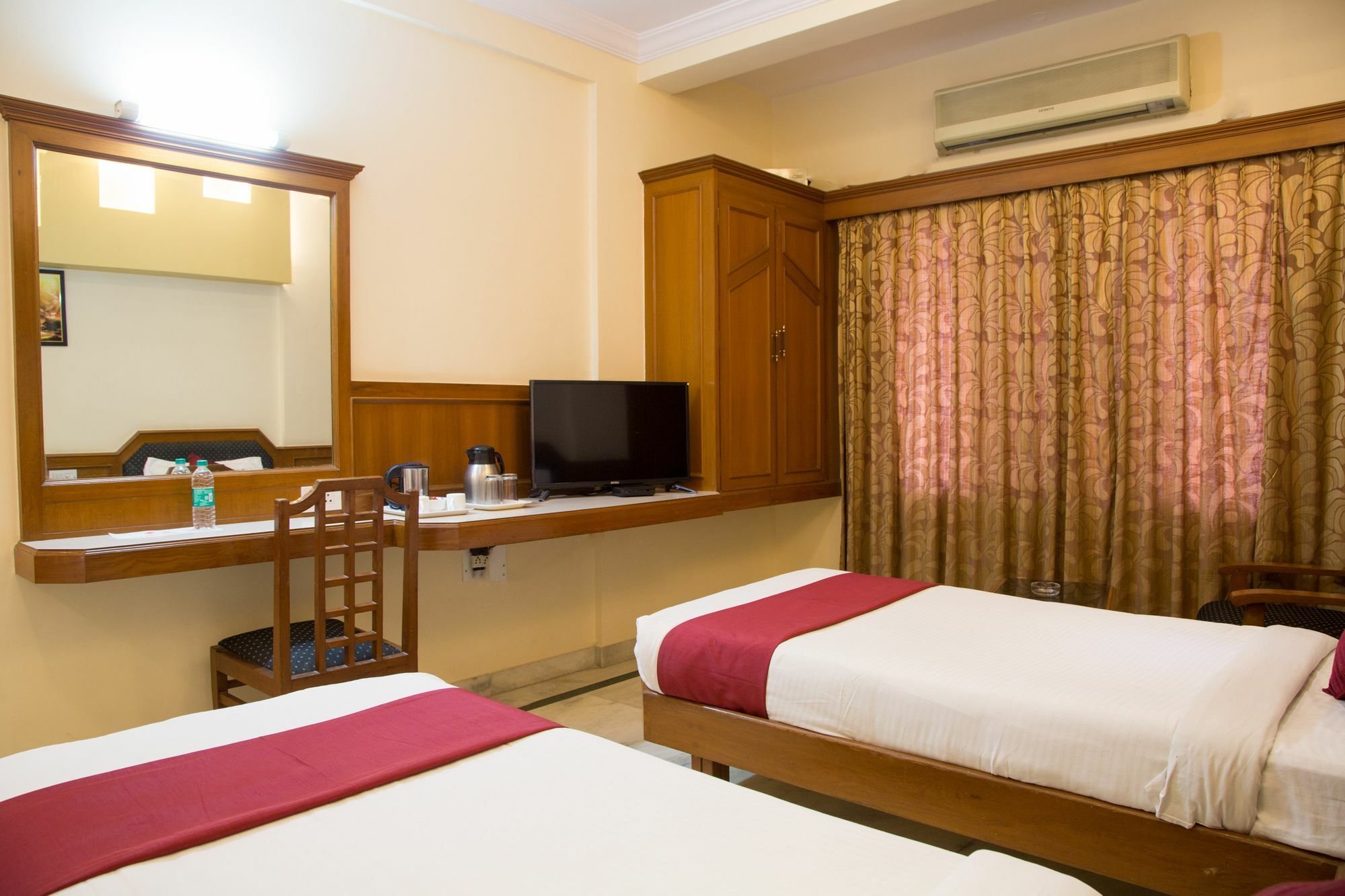 Oyo Majestic 2 Hotel 3*