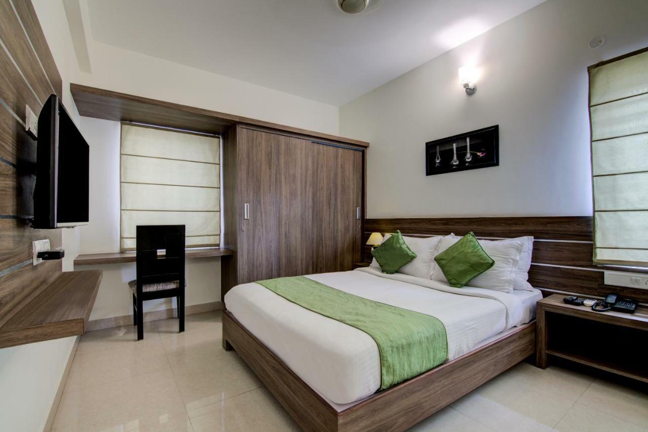 Sunshine Grand Deluxe Hotel 3*