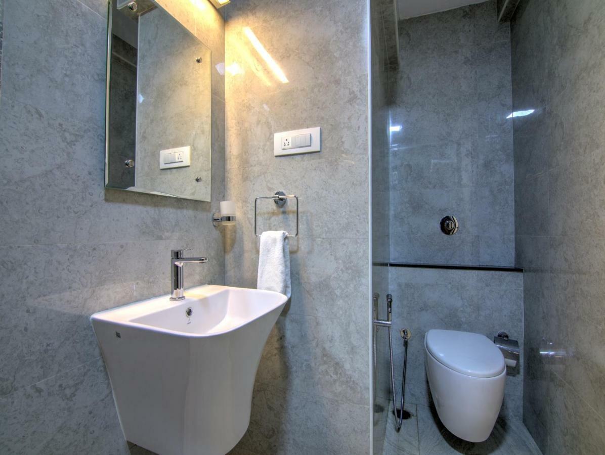 Sunshine Grand Deluxe 3* Bangalore