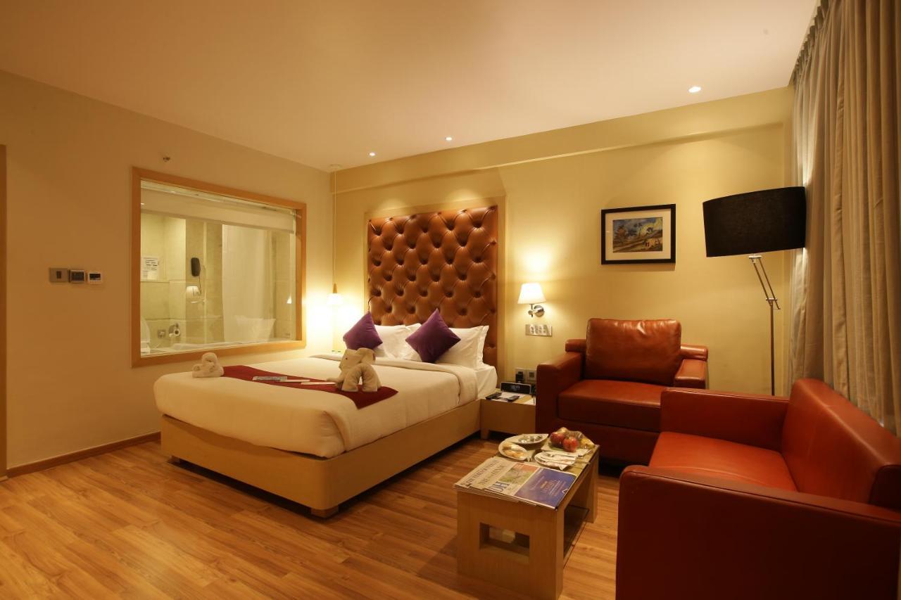 Hotel The Chancery Bangalore