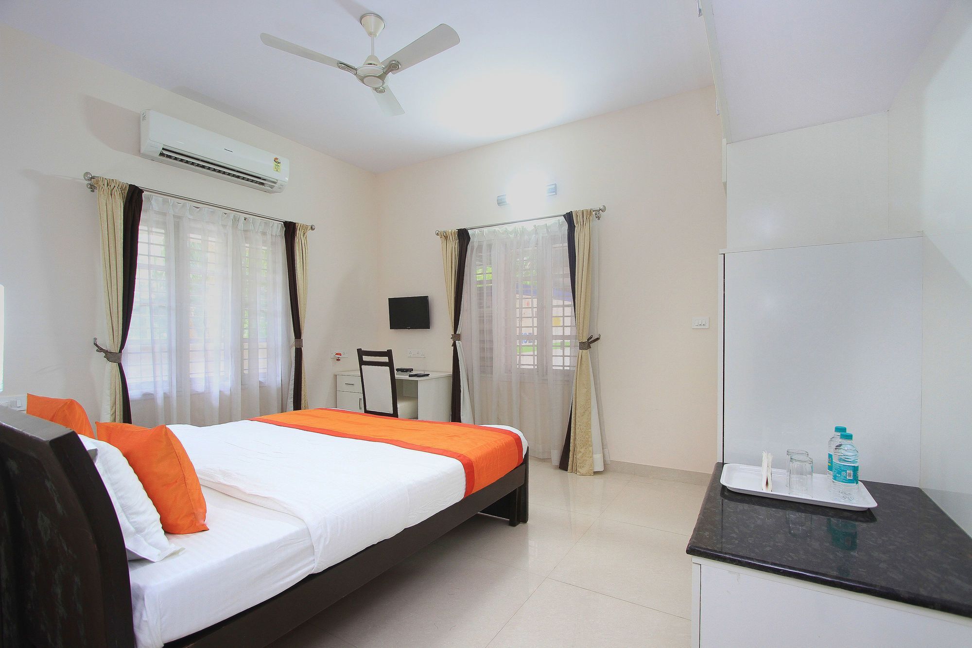 Hotel Oyo 9988 Hennur Road 3*