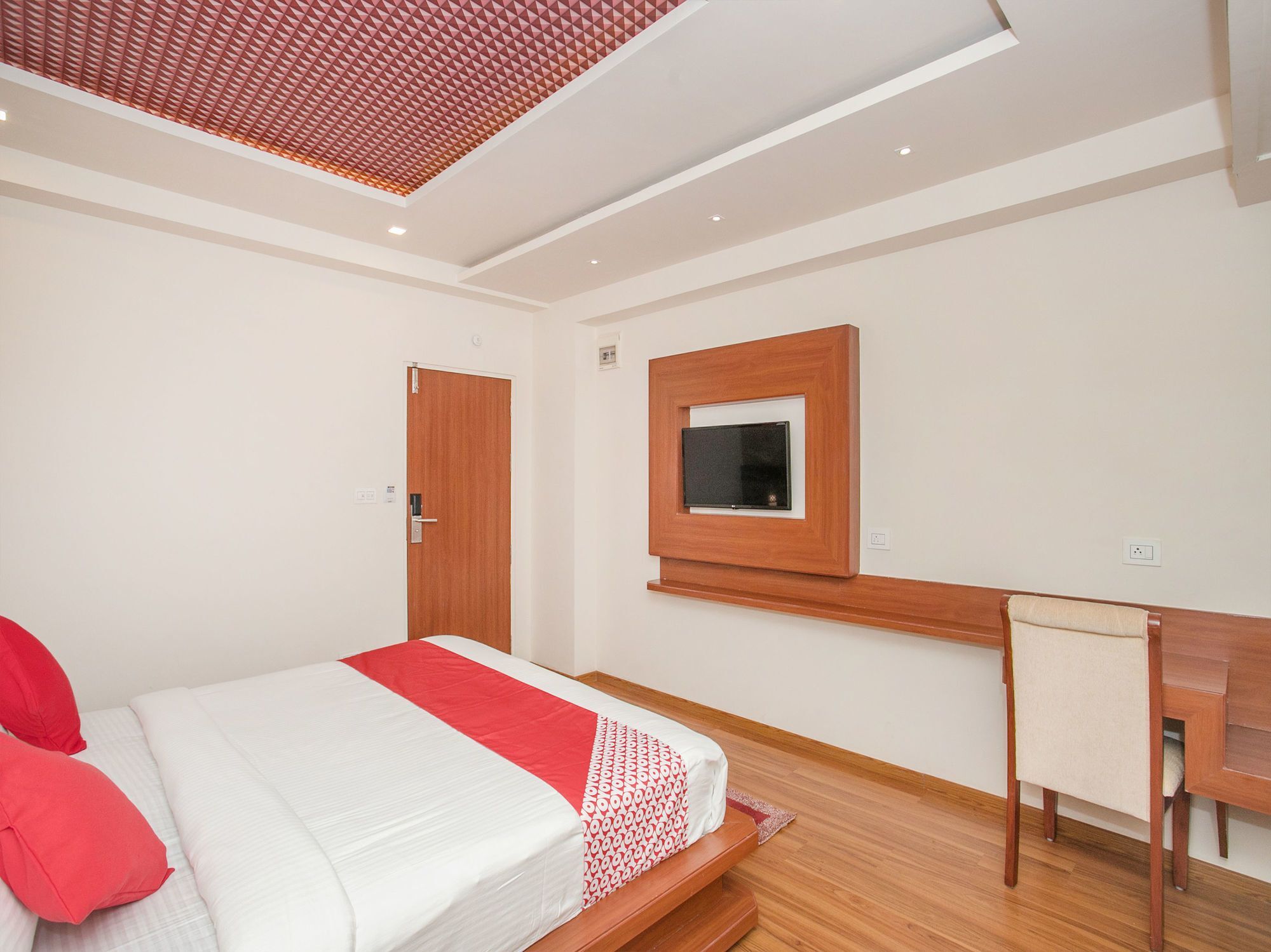 Royal Hotel 5*