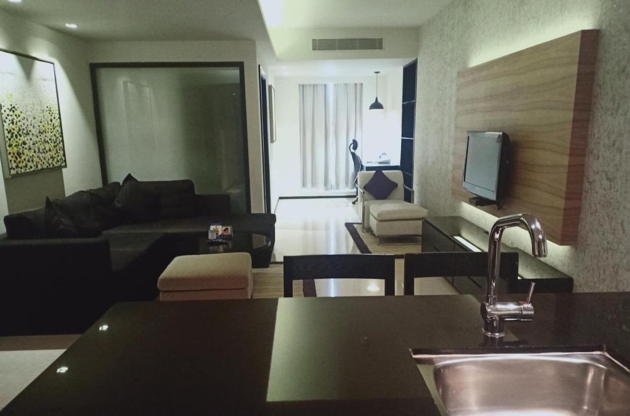 Davanam Sarovar Portico
