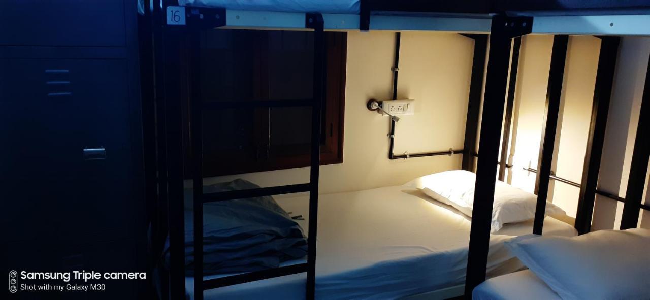 Chirpy Co-living Space & * Bangalore