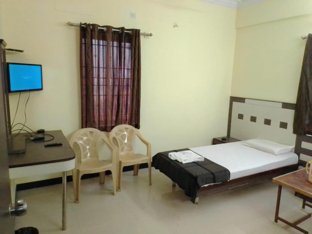 Sri Shankar Residency *